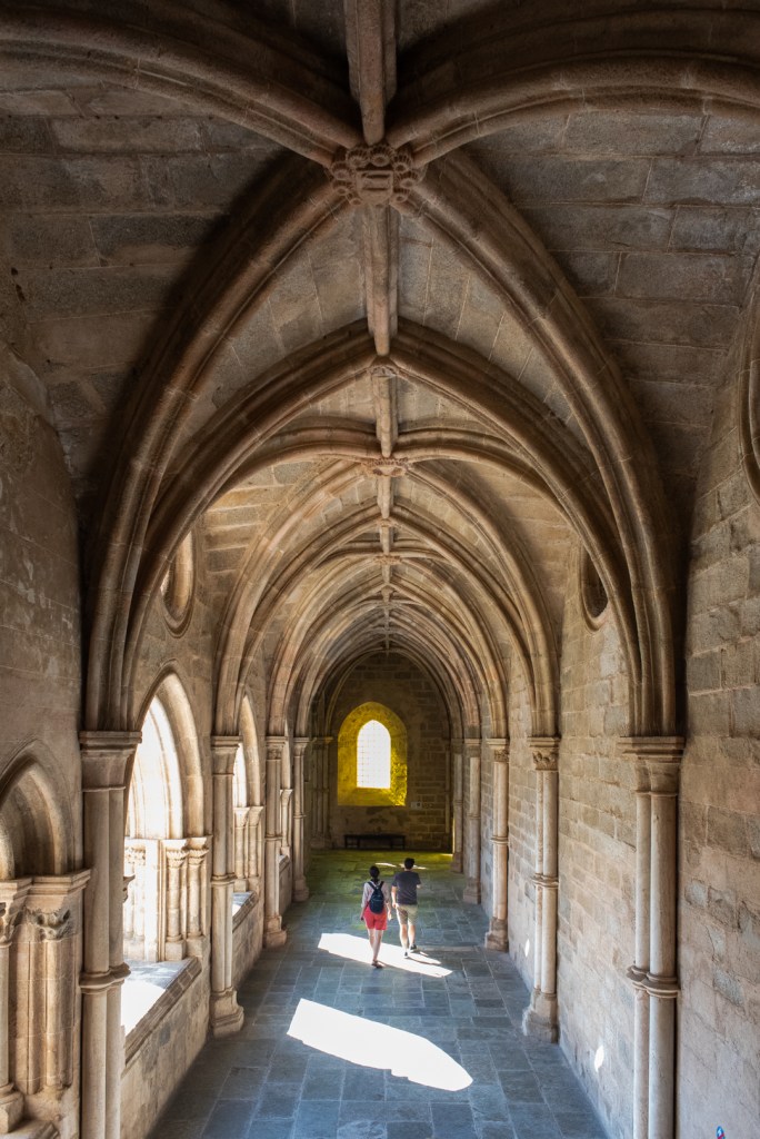 travel photographer evora portugal 